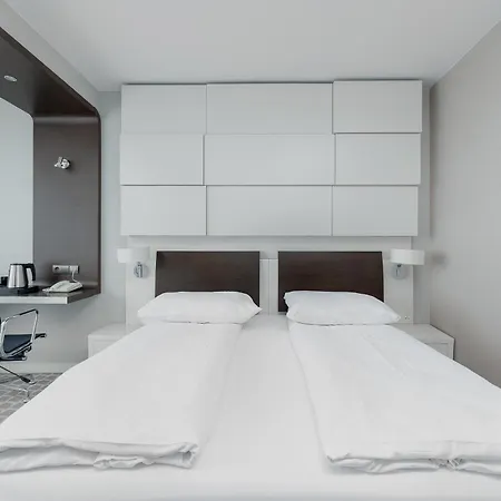 Marine Seaview By Jantar